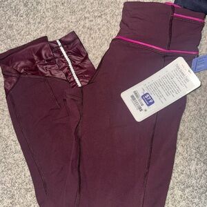 NWT Lululemon Athletica Maroon Leggings with Pink Accents pace queen tight sz 4